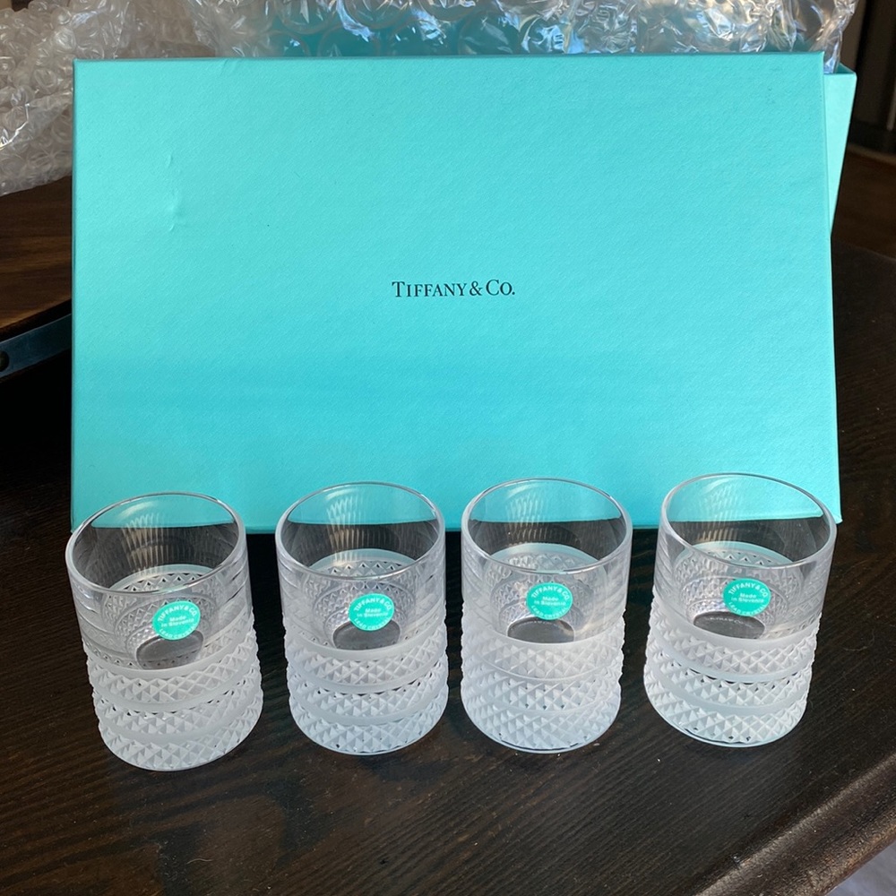 Set of 4 Tiffany & Co. shot glasses. Original packaging.